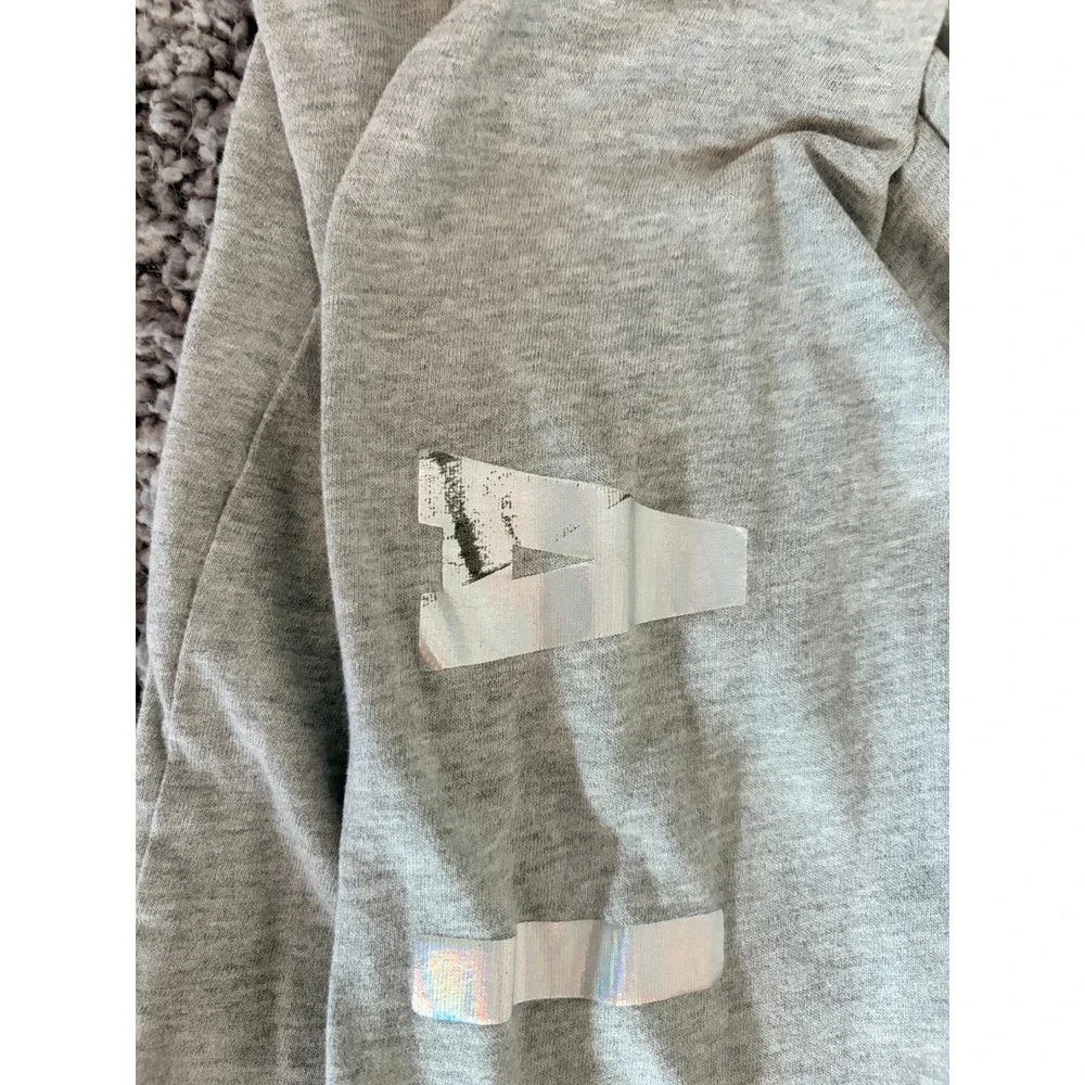 Jordan Long Sleeve Shirt 3XL Grey Iridescent 23 Graphic Sportswear Basketball